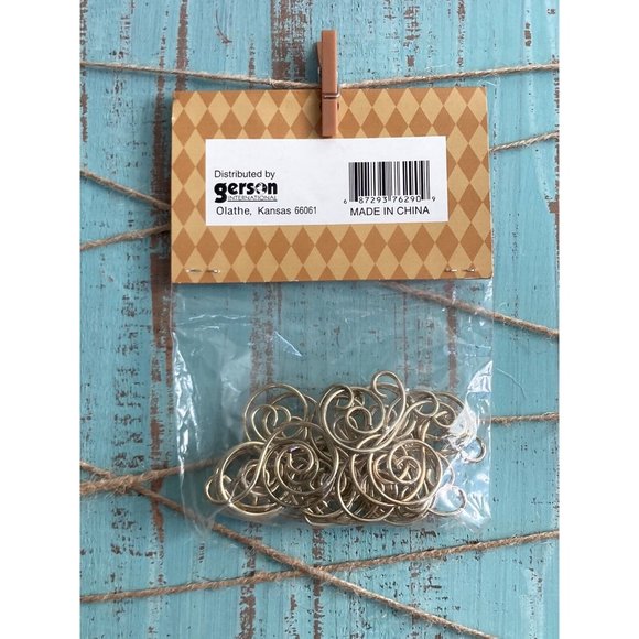 Gerson 1-1/2 In. Gold Swirl Ornament Hooks (24-Pack) 376290 Gerson 376290 1-1/2 - Picture 2 of 3
